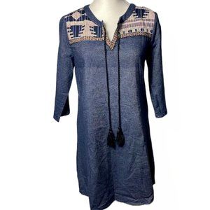 NWT $68 FLYING TOMATO Women M Boho Chambray embroidered AztecTunic Dress